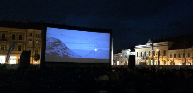 Screening of Order of Disappearance on Unirii Sq